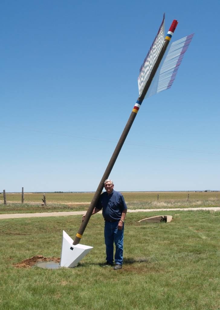 Arrowmaker, Charles Smith Quanah Parker Trail,
Armstrong County, TXGenWeb